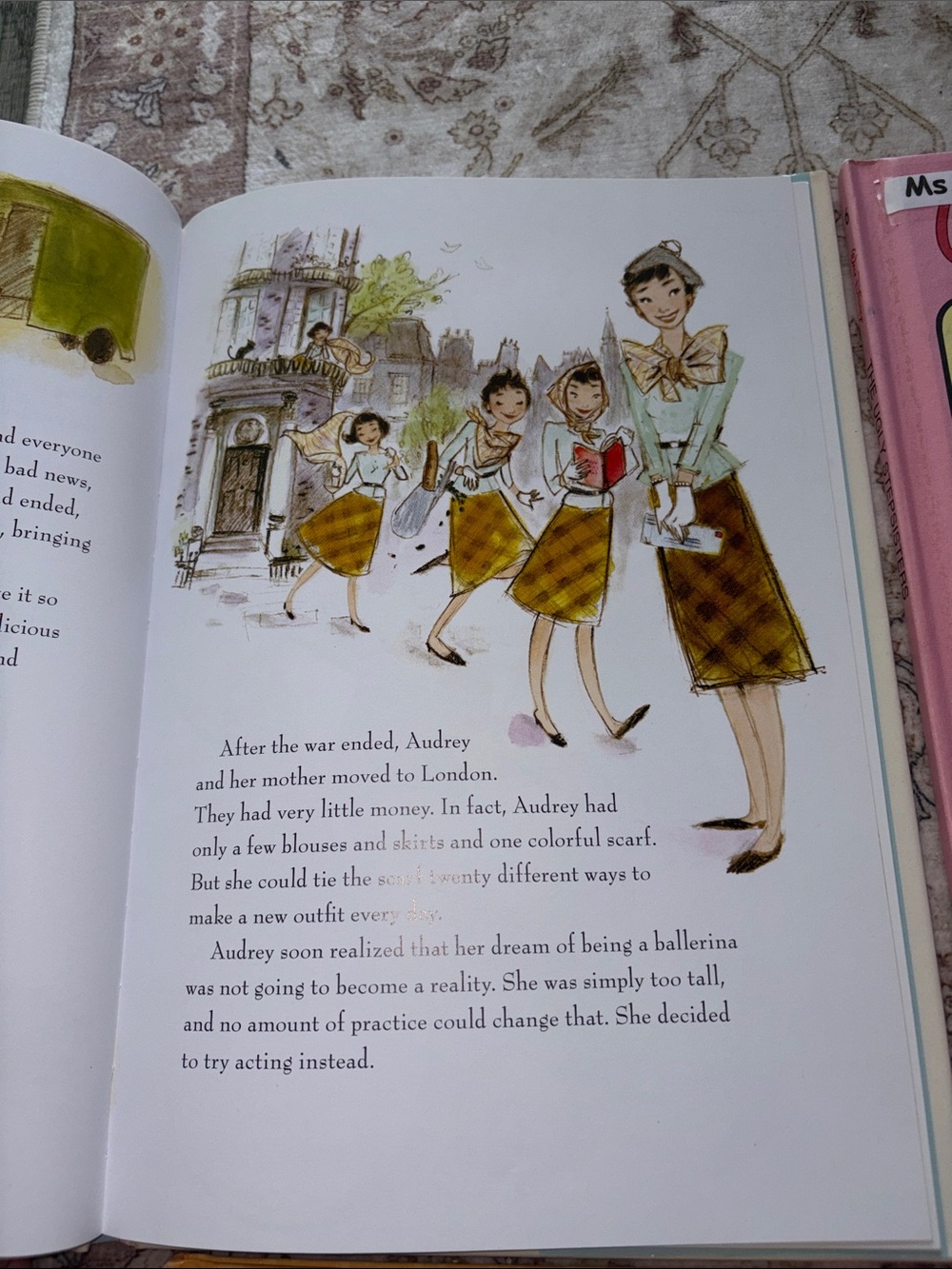 Bundle of 7 Children’s Books - Including Breyer Stablemates & More - Picture 6 of 8
